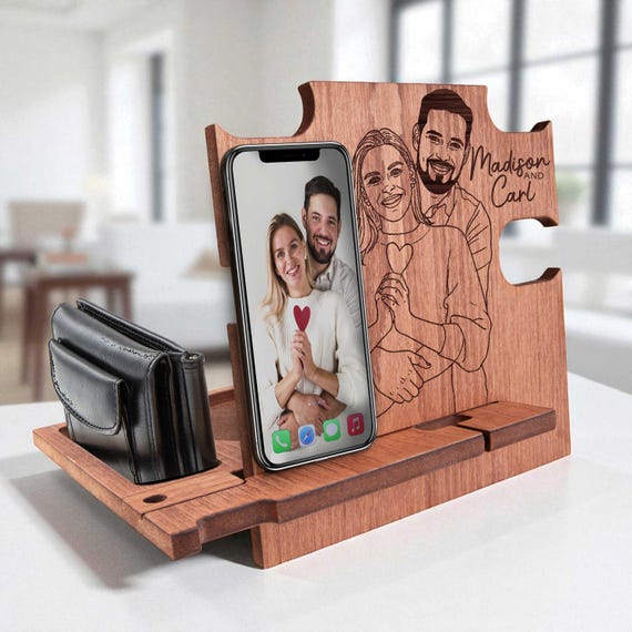 Custom Docking Station with Line Art Portrait,Personalized Gift for Man,Nightstand Organizer,Tech Desk Tray, Pet Memorial,Family Portrait