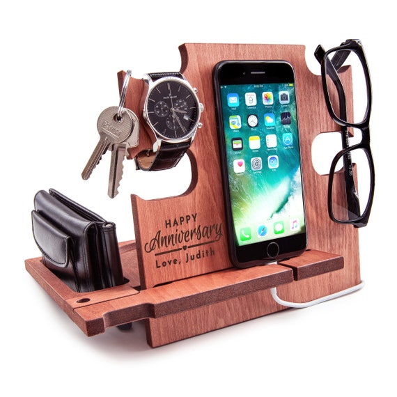 Docking Station,Custom Gifts,Wedding Anniversary,5Th Anniversary Gift,1St Anniversary Gift,Husband Gift,Custom Weddig Gift,First anniversary