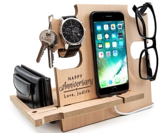 Anniversary Gift,10 Th Anniversary,10 Year Anniversary,2Nd Anniversary Gift,Gift For Men,Two Year Anniversary,Docking Station,