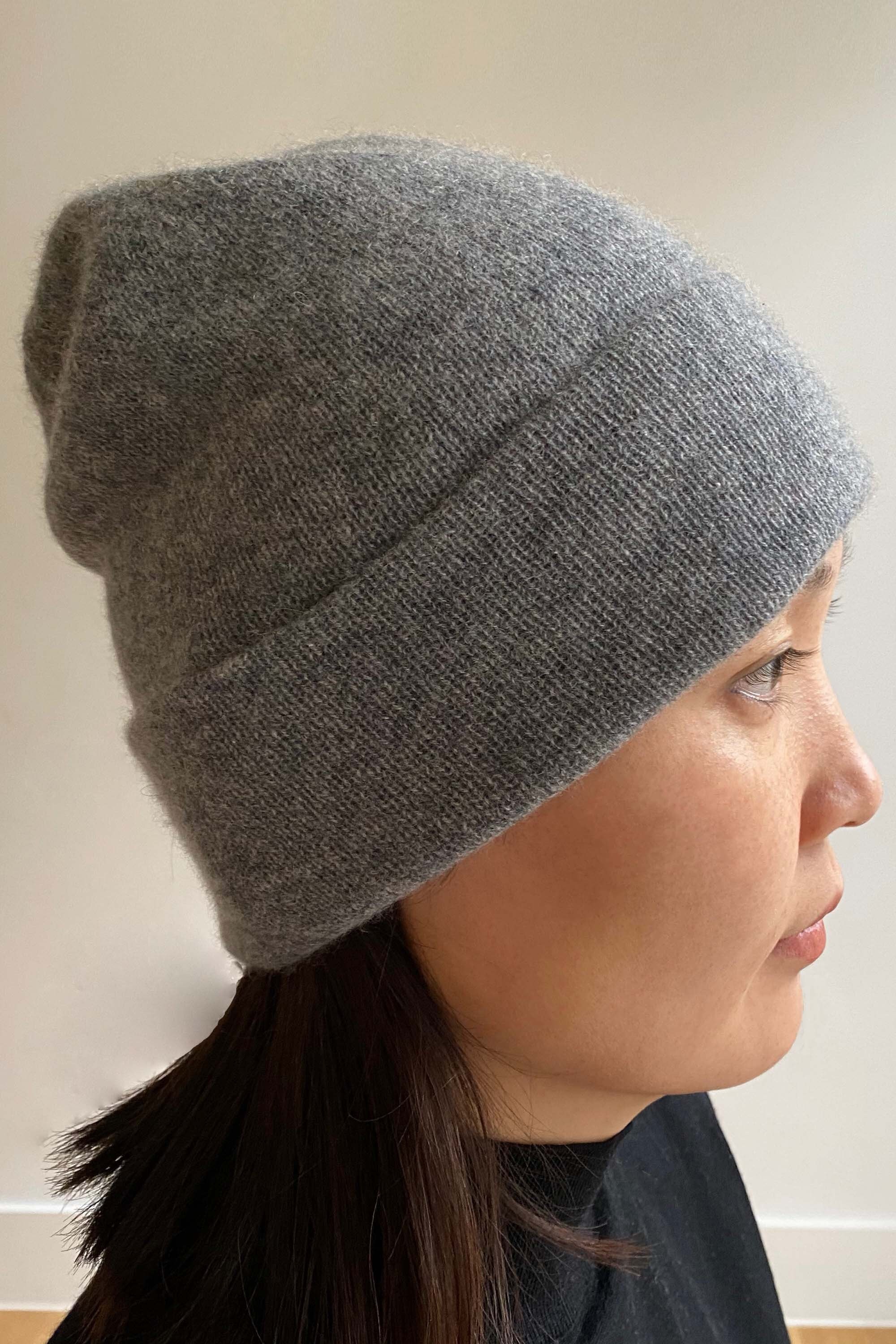 帽子 theredthread S fuzzy knit beanie gray THEREDTHREAD / ザレッドスレッド】S fuzzy knit beanie
