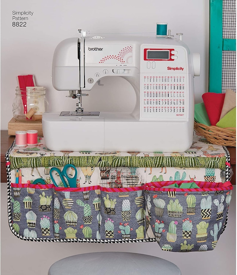 Sewing Room Accessories Simplicity Sewing Pattern 8822