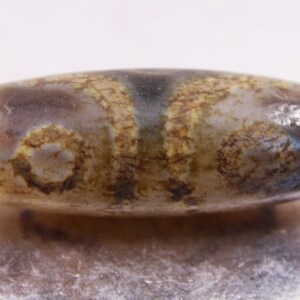 Frete grátis-antigo raro budista sagrado tibetano dzi conta 3 olhos-34x13x13mm