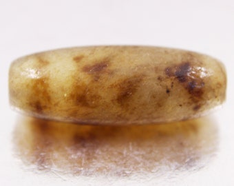 FREE SHIPPING - Old Tibetan Sacred DZI bead 2 eyes in Natural Agate - Tibet - 29x11x11mm