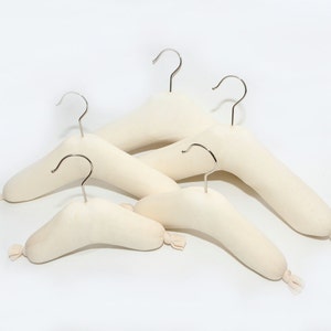 Padded Hangers shaper / polypropylene image 1