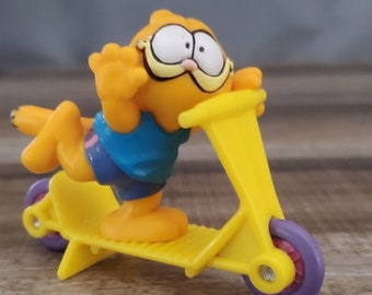 Garfield Scooter 2 Piece Toy, Summer Fun Garfield Scooter, Toys and Games Push & Pull Toys Vehicles, Vintage Garfield Collectible Toys
