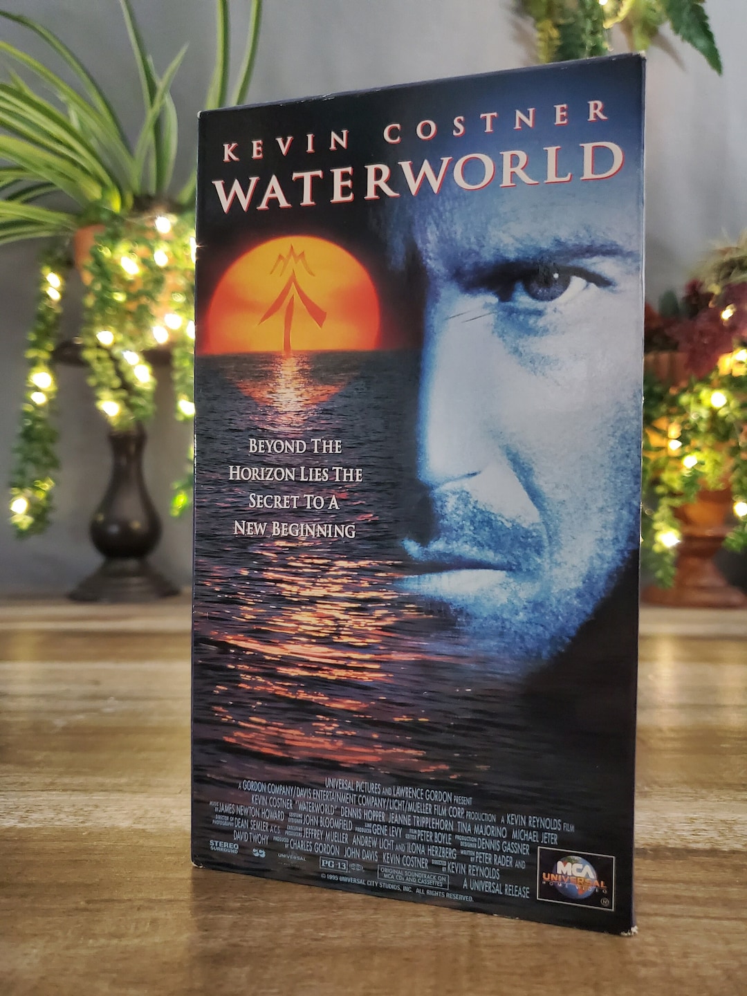 Waterworld VHS Stars Kevin Costner, Beyond the Horizon Lies the Secret to a New Beginning, Post