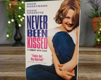 Never Been Kissed VHS, stars Drew Barrymore and David Arquette, A Comedy with Class, Funny and Big-Hearted!  Vintage VHS Video