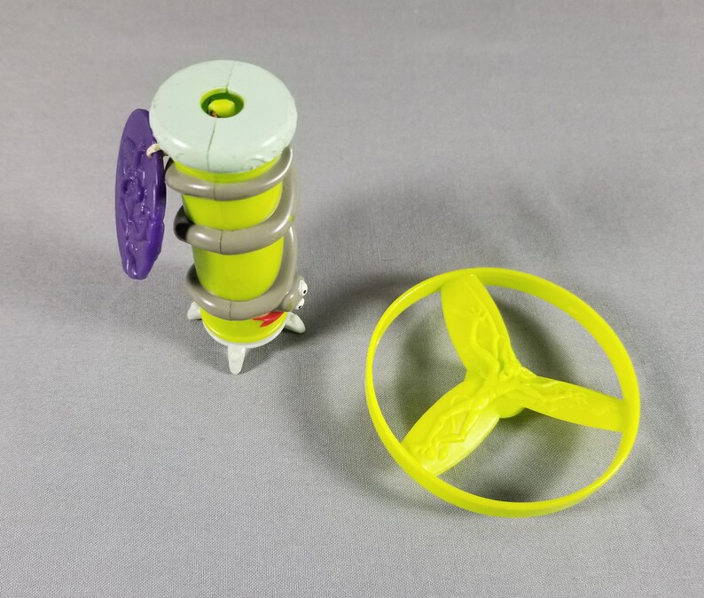 Anastasia Rasputin Spinning Flying Toy Burger King Kids Club Pull