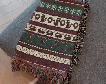 Stardew Christmas Pixel Kitties Woven Throw Blanket | Pixel Snowflakes Home Decor | Holiday Decoration | Tapestry Style | Housewarming Gift