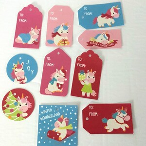 Étiquettes de Noël Licorne , Filles , Adolescents , Rose , Rouge , Bleu , Arbre , Neige , Vacances , Hiver