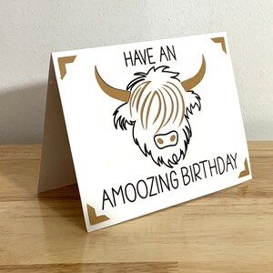 Carte d'anniversaire amusante Vache des Highlands , Imprimée , Vierge à l'intérieur , Vie à la ferme , Cornes , Poilu , Ami , Famille