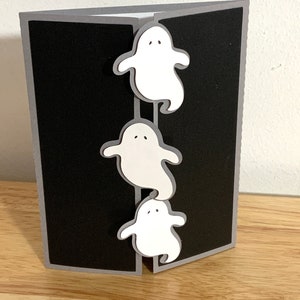 Carte d'Halloween trio fantomatique, intérieur vierge, noir, blanc, effrayant, des bonbons ou un sort, effrayant, enfants, adultes, cadeau