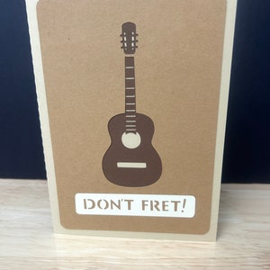Carte guitare Don't Fret, musique, pièce de théâtre, instrument, notes, cordes, famille, amis