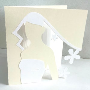 Carte de mariage pour une belle mariée , Vierge à l'intérieur , Fleurs , Robe , Félicitations