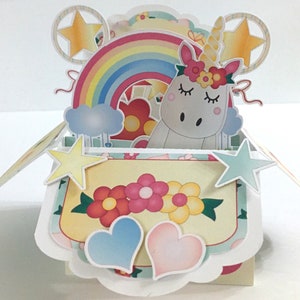 Unicorn Magic Pop Up Box Card , Étoiles , Fleurs , Arc-en-ciel , Cœurs , Lune , Baguettes , Bannière , Enfants , Cheval , Famille , Amis