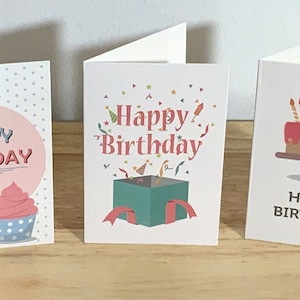 Cartes de correspondance Joyeux anniversaire , Vierges à l'intérieur , Ballons , Confettis , Gâteau , Bougies , Chapeau , Cadeau , Fête , Cupcakes