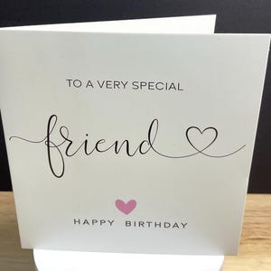 Carte de joyeux anniversaire avec un ami spécial, rose, blanc, cœur, soins, fête, célébration