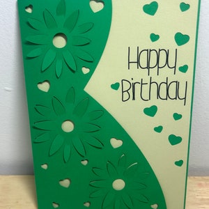 Carte florale verte de joyeux anniversaire, pop out, menthe, cœurs, amis, famille, amour