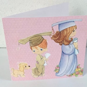Carte de remise des diplômes Moments précieux , intérieur vierge , fleurs , école , réussite , toge et toque , diplôme