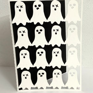 Carte Army of Ghost , Intérieur vierge , Papier découpé , Fantasmagorie , Terrifiant , Huge , obsédant , Flottant