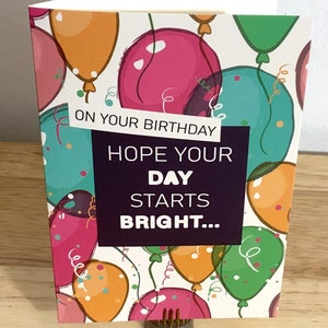 Carte de joyeux anniversaire avec ballon , Imprimée , Vierge à l'intérieur , Lumineux , Étoiles , Ami , Famille , Fête , Cadeau , Spécial