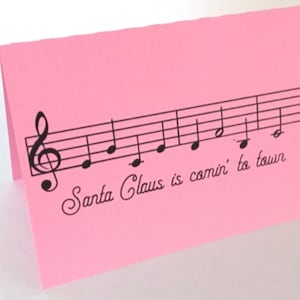 Carte de correspondance musicale Le père Noël arrive en ville , Vierge à l'intérieur , Chanson , Famille , Amis , Hiver