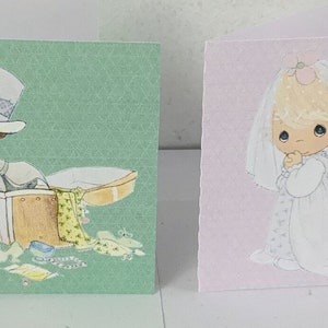 Cartes de mariage Moments précieux , Vierge à l'intérieur , Mariée , Le marié , Déguisement , Faire semblant , Baiser , Fleurs