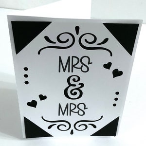 Carte Mrs & Mrs , Vierge à l'intérieur , Mariage , Fiançailles , Couple , Amour , Coeurs , Papier découpé , Souvenirs