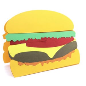 Grande carte de hamburgers , Vierge à l'intérieur , Nourriture , Boeuf , Tomate , Fromage , Laitue , Petits pains , Sauce , Papier découpé