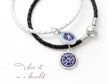 Ciondolo in argento smaltato con fiori, ciondolo in argento smaltato ... con fiordaliso, gioielli estoni in argento, collana smaltata, ciondolo blu smaltato