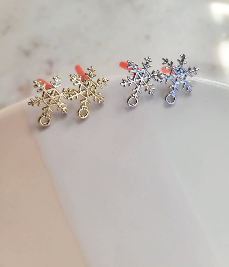 2 Pairs Gold Cheap mail order specialty store Silver Plated 12x16mm Earring discount Stud Snowflake