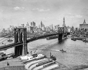 United States - New York - Brooklyn Bridge and skyline in 1910 - vintage photo - SKU 0145