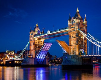 United Kingdom - London - Tower Bridge - SKU 0030