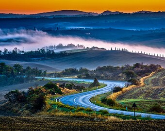 Italy - Tuscany foggy landscape at sunrise - SKU 0108