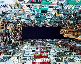 China - Hong Kong - Overcrowded residential buildings - SKU 0043