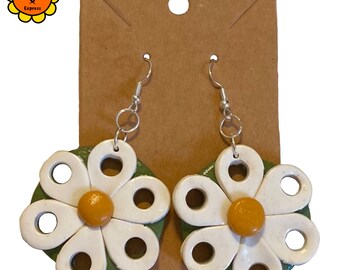 60s style flower earrings