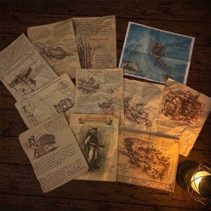 Puede incluir: Una colección de hojas de papel envejecidas con ilustraciones y texto. Los dibujos representan temas náuticos, incluyendo barcos, criaturas marinas y mapas. Los papeles tienen una apariencia vintage y antigua, con un tono sepia.