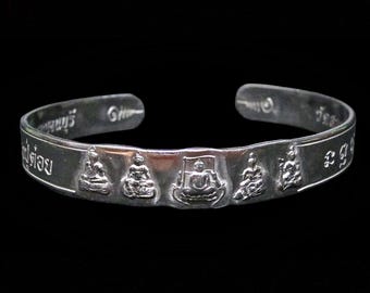 タイ凄い寺院のお守りブレスレット タイ凄い寺院のお守りブレスレット