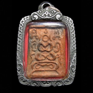 Phra Nuea Din (Earthen Base) LP Khram Wat Phra Ngern B.E.2478 Thai Antique Buddha Amulet Buddhist Pendant