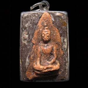Antique Phra Kru Wat Tham Suea 16th–17th Century • Thai Buddha Amulet Pendant • Relic Backed Sacred Talisman