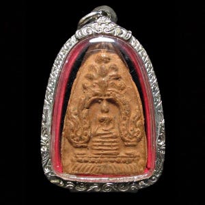 Antique Buddha Phra Sum Rakang, Nuea Din Amulet 16th C, Kru Wat Aranyik temple Thai Buddhist Pendant