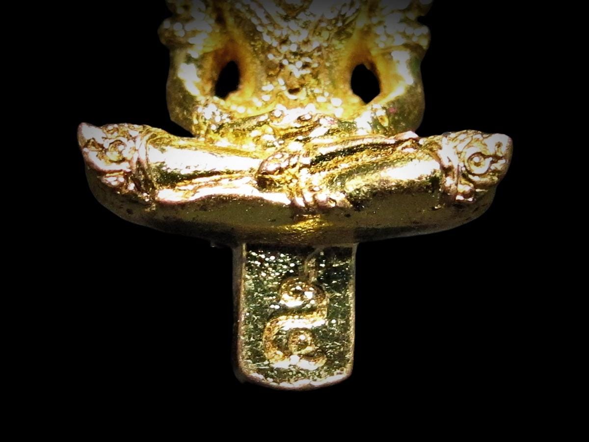 Gold Buddha Phra Somdej Yod Thong Maha Chakkraphat, BE2548 (2005