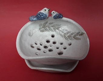 Soap dish decorated with 2 bluebirds, drainer, pottery, stoneware, handthrown