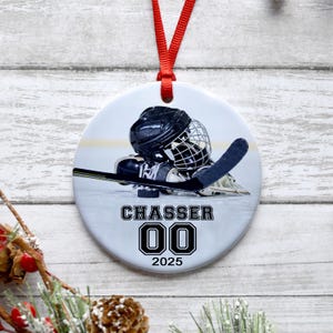 Ornement en céramique de hockey, cadeau à personnaliser pour les joueurs de hockey, ornement de sport de contact personnalisé, ornement d&#39;équipe d&#39;entraîneur de gardien de but sportif personnalisé