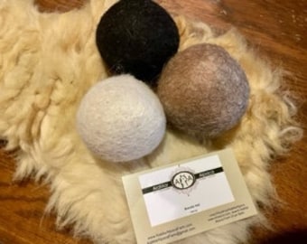 Set of 3 Alpaca Dryer Balls – Handmade, Eco-Friendly, Hypoallergenic