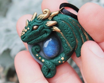 Mystic dragon pendant - labradorite dragon necklace - wicca amulet dragon - starry fantasy jewel - unique witchy pendant - gothic gift