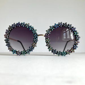 Black Aurora - Oversized Embellished Sunglasses Women Round