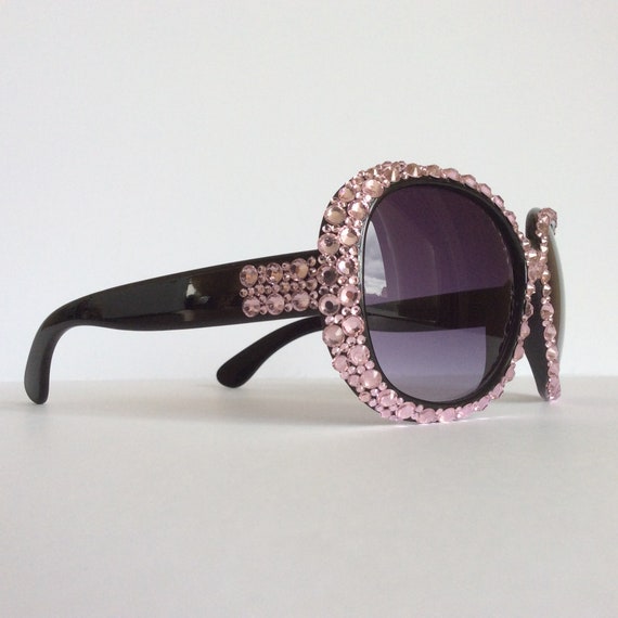 Pre-owned Chanel Silver & Pink Ombré Square Sunglasses