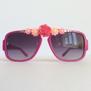 Think Pink! - Embellished Sunglasses Woman Glasses Pink Frame Roses Flowers Floral