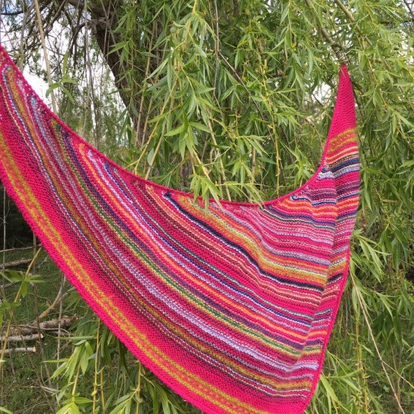 Châle rayé tricoté en coton et laines mélangées, fuschia et couleurs vives